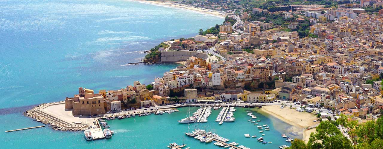 Ferienwohnungen und Ferienhäuser in Castellammare Del Golfo / Region Trapani