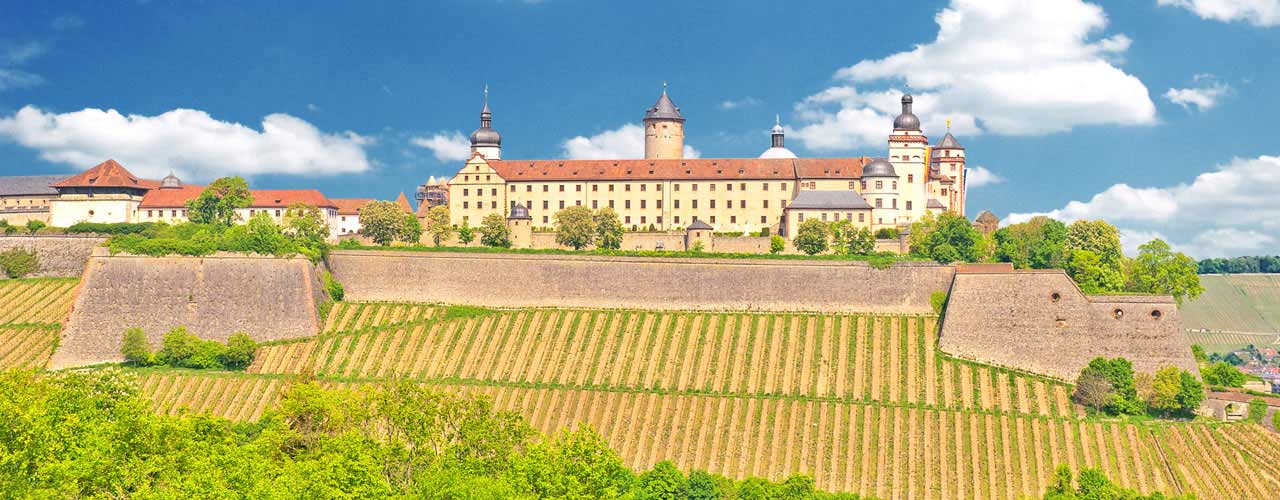 Ferienwohnungen und Ferienhäuser in Ochsenfurt / Fränkisches Weinland