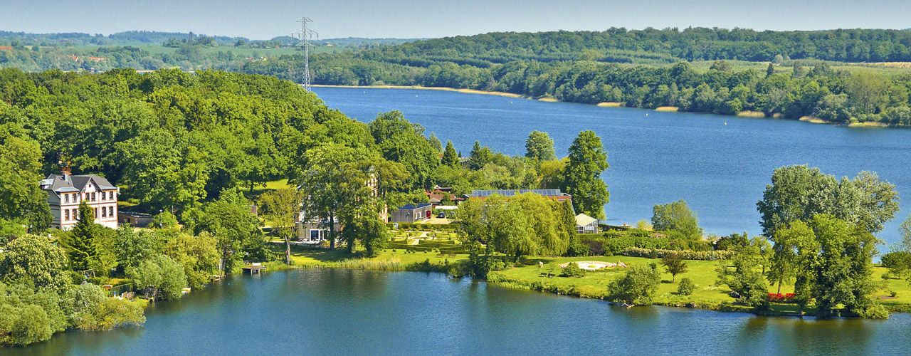 Ferienwohnungen und Ferienhäuser in Kargow / Mecklenburgische Seenplatte